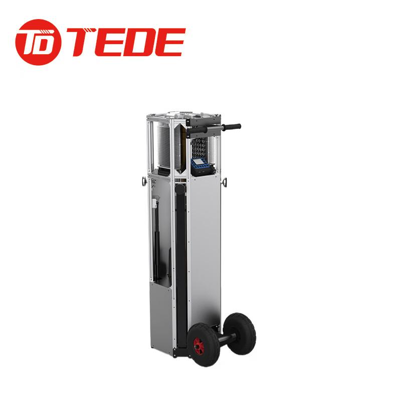TEDE TD-9019 TEDE TD-9019 全方位自动泛光工作灯 14.4V 10.0Ah （单位：个）  银色 14.4V 10.0Ah （单位：个） 银色