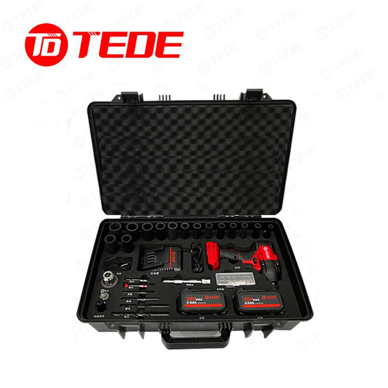 TEDE TE-6689 TEDE TE-6689 无刷充电式锂电扳手36件套 两电一充 （单位：套） 两电一充 （单位：套）